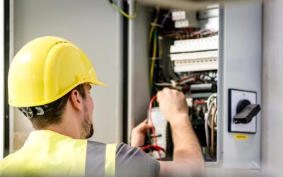 When to Upgrade Your Electrical Panel: A Homeowner’s Guide